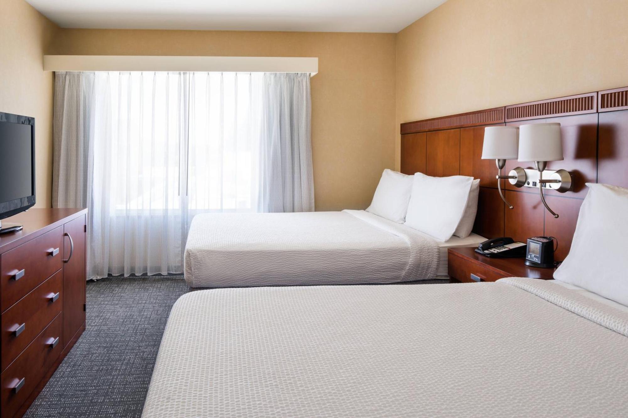 คอร์ตยาร์ด แซคราเมนโต คัล เอ็กซ์โป Hotel ซาคราเมนโต ภายนอก รูปภาพ