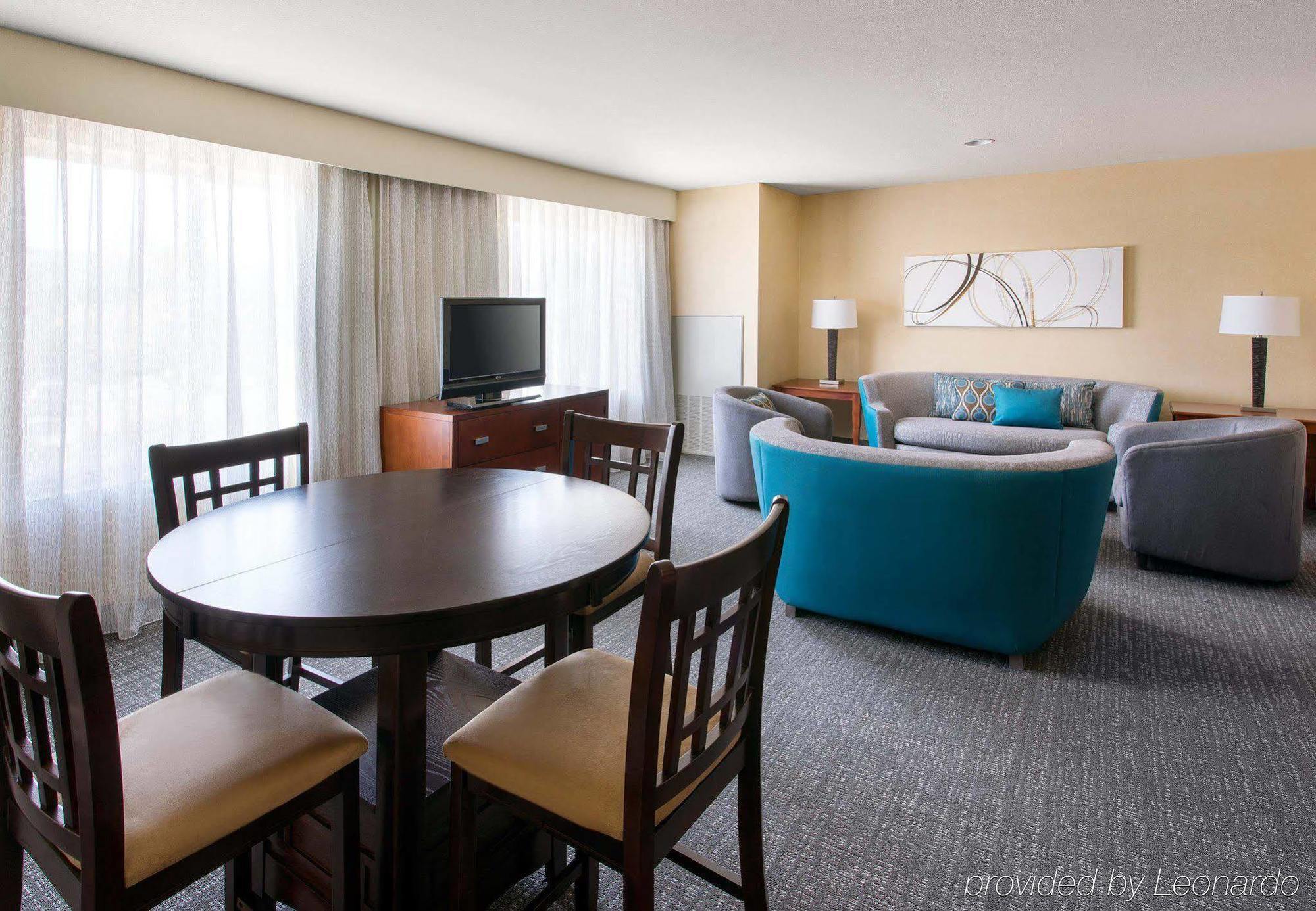 คอร์ตยาร์ด แซคราเมนโต คัล เอ็กซ์โป Hotel ซาคราเมนโต ภายนอก รูปภาพ